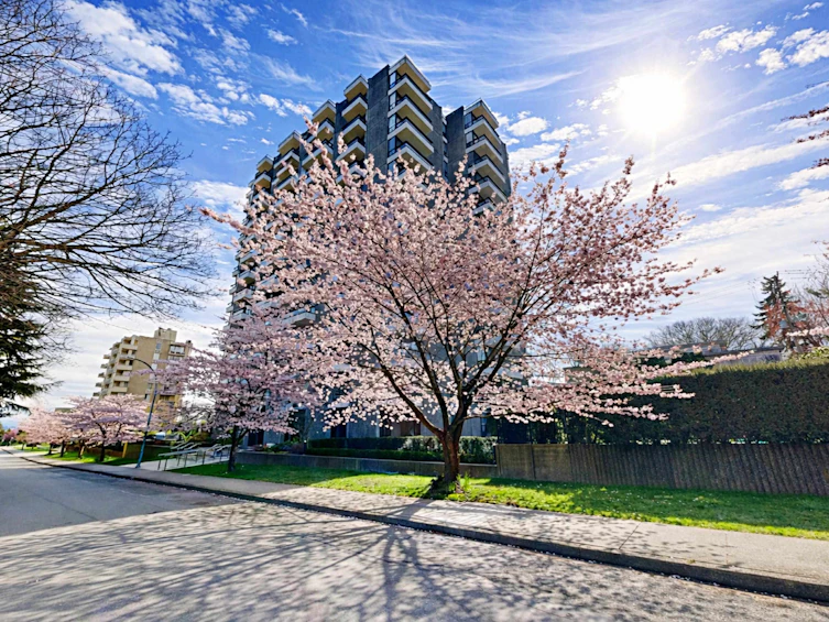 906-2370 W 2nd Avenue, Vancouver, BC, V6K 1J2 - 5