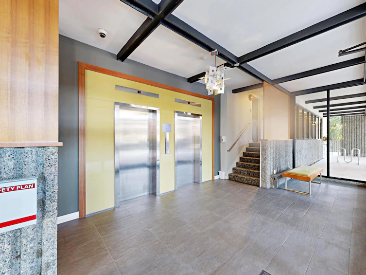 906-2370 W 2nd Avenue, Vancouver, BC, V6K 1J2 - 9