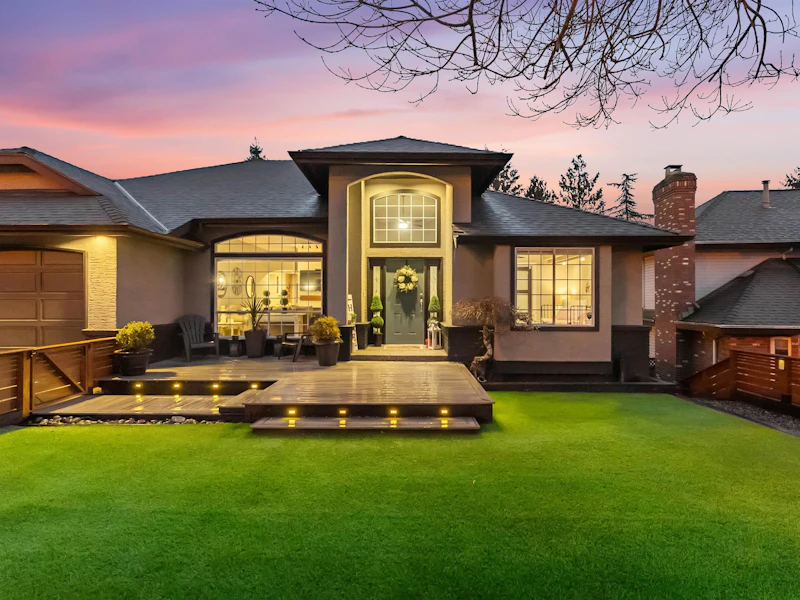 5912 190a Street, Surrey BC V3S 7W5