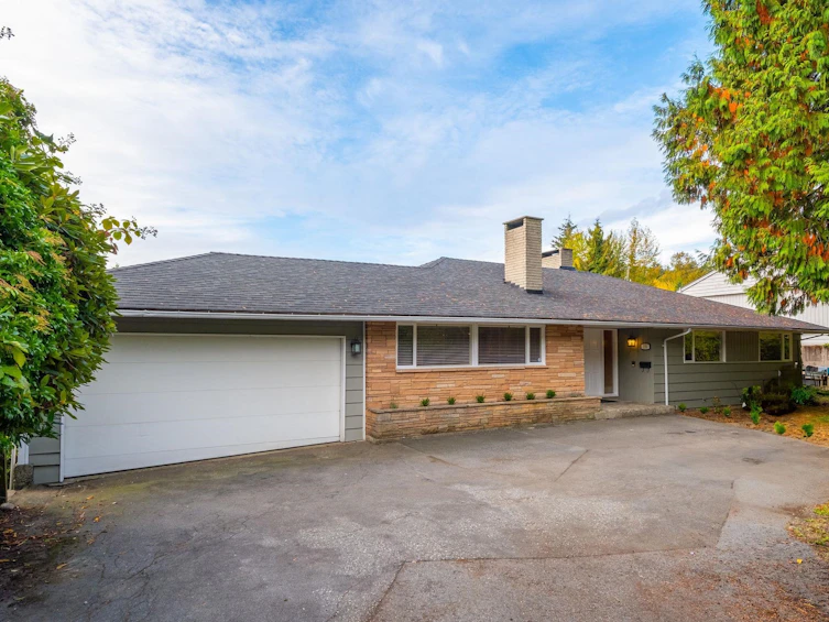 775 Southborough Drive, West Vancouver, BC, V7S 1N1