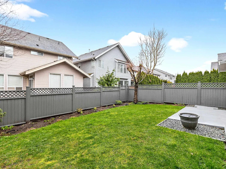 8196 211a Street, Langley, BC, V2Y 0B6 - 33