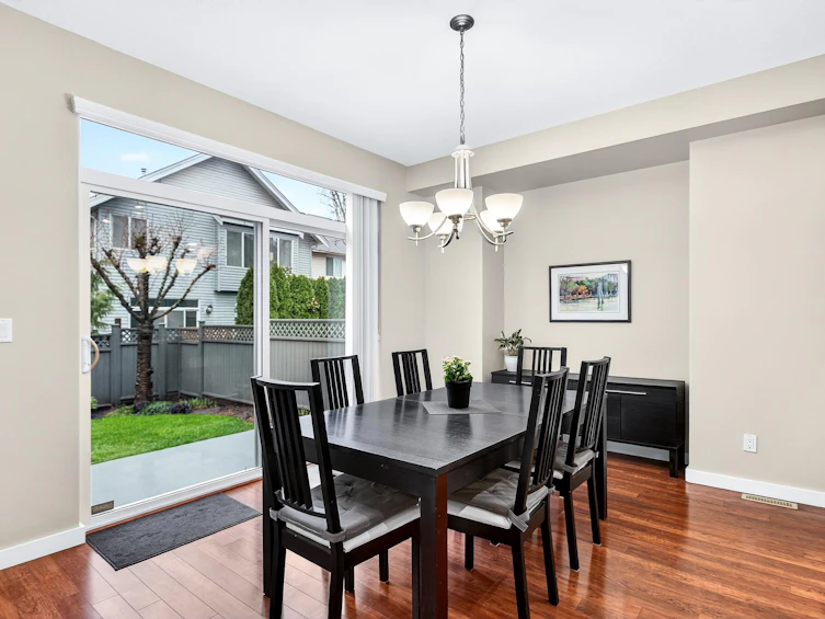 8196 211a Street, Langley, BC, V2Y 0B6 - 9