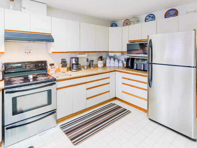 23381 Whippoorwill Avenue, Maple Ridge, BC, V2X 9L8 - 13