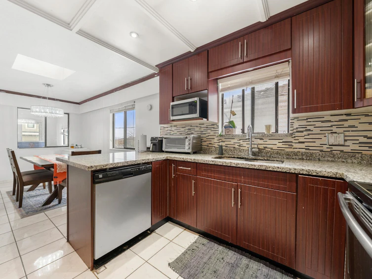 7882 Windsor Street, Vancouver, BC, V5X 4A8 - 9