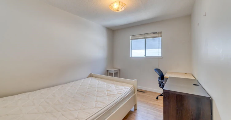 Upper, 4533 W 16th Ave, Vancouver, BC, V6R 3E8 - 12