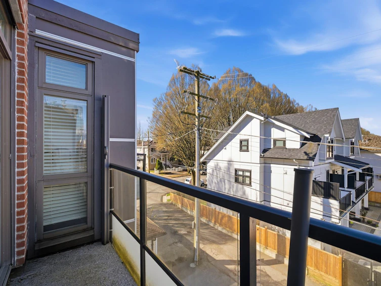 302-3939 Knight Street, Vancouver, BC, V5N 3L8 - 15