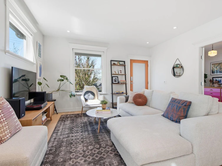 2224 Victoria Drive, Vancouver, BC, V5N 4K6 - 5