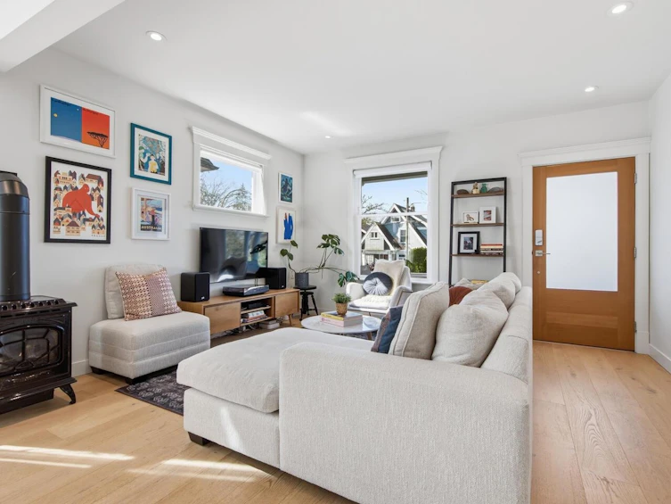 2224 Victoria Drive, Vancouver, BC, V5N 4K6 - 3