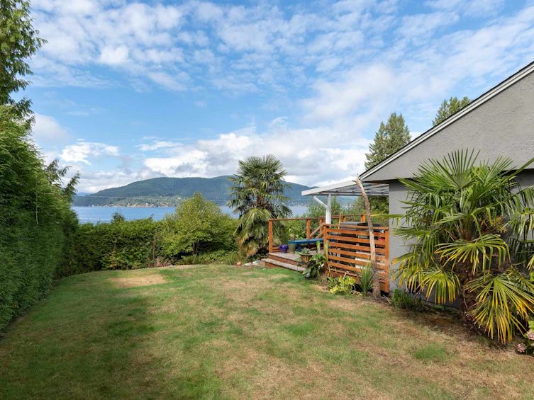 7195 Rockland Wynd, West Vancouver, BC, V7W 2L2 - 5