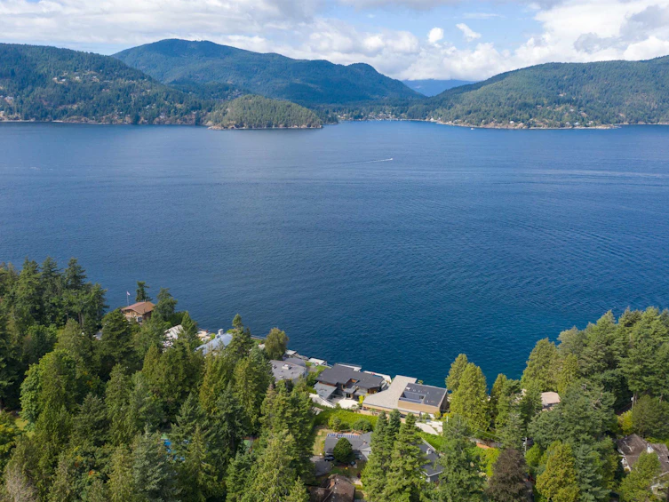 7195 Rockland Wynd, West Vancouver, BC, V7W 2L2 - 12