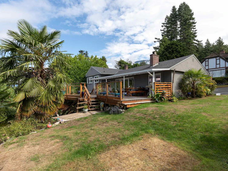 7195 Rockland Wynd, West Vancouver, BC, V7W 2L2 - 8