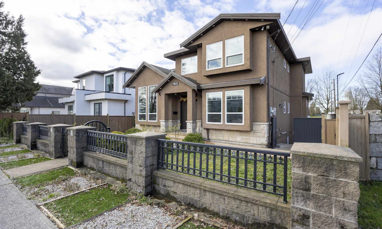 7851 Canada Way