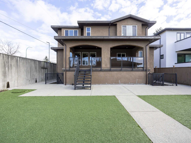 7851 Canada Way, Burnaby, BC, V3N 3K8 - 25