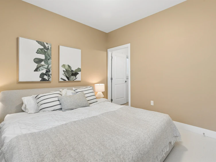 2275 E 34th Avenue, Vancouver, BC, V5P 1A9 - 4