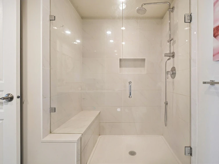 1403-3100 Windsor Gate, Coquitlam, BC, V3B 0P3 - 15