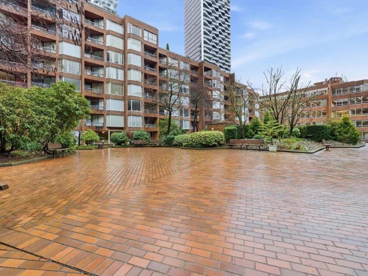116-950 Drake Street, Vancouver, BC, V6Z 2B9 - 15