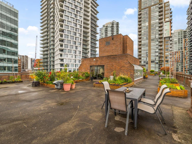 116-950 Drake Street, Vancouver, BC, V6Z 2B9 - 19
