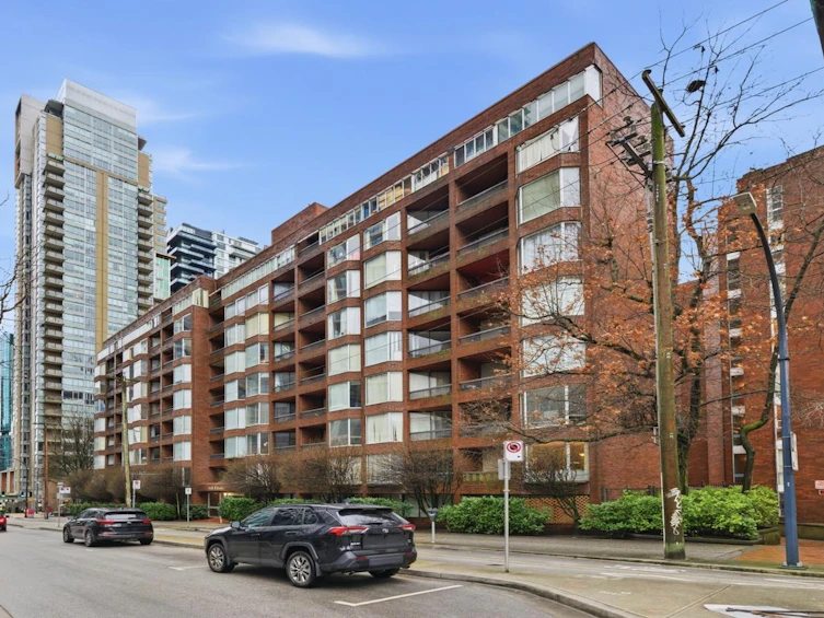 116-950 Drake Street, Vancouver, BC, V6Z 2B9 - 25