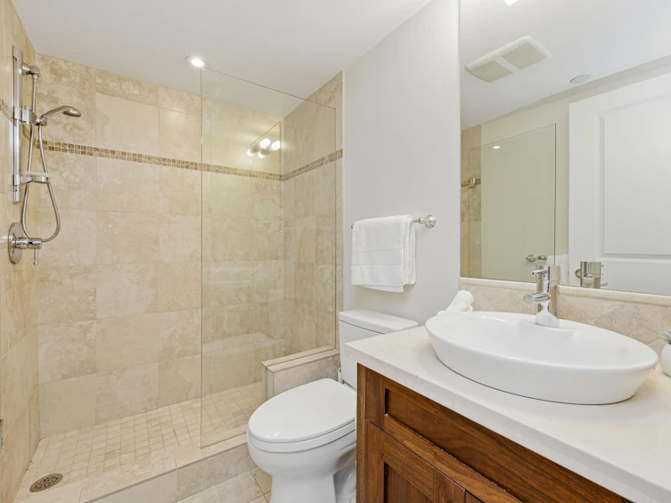 302-2455 Bellevue Avenue, West Vancouver, BC, V7V 1E1 - 31