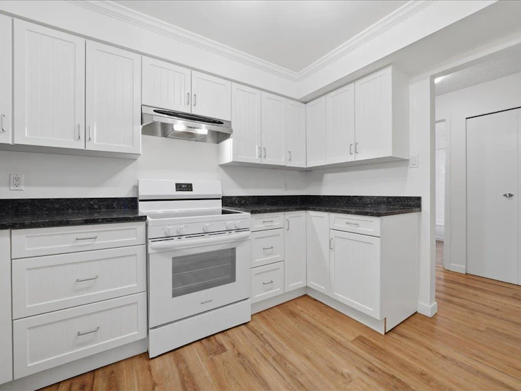 406-1340 Duchess Avenue, West Vancouver, BC, V7T 1H6 - 6