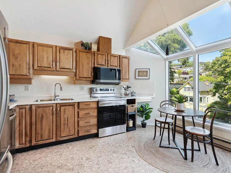 1107 Elm Street, Surrey, BC, V4B 1C1 - 15