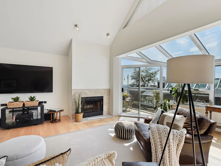 1107 Elm Street, Surrey, BC, V4B 1C1 - 8