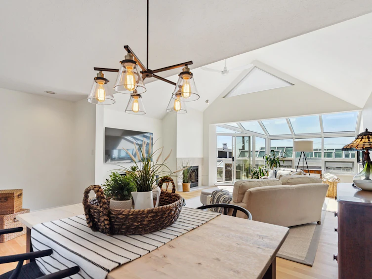 1107 Elm Street, Surrey, BC, V4B 1C1 - 7