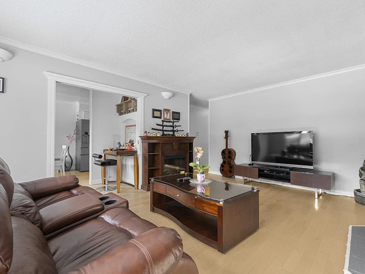 26953 28a Avenue, Langley, BC, V4W 3A1 - 3