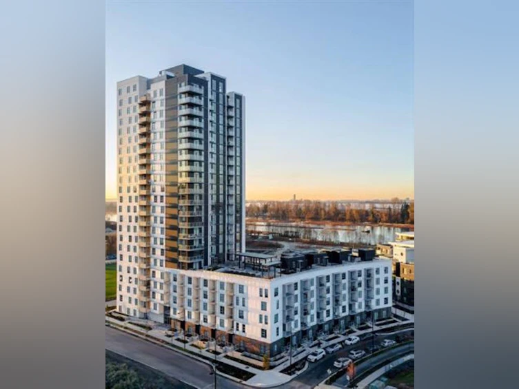 1903-3430 E Kent Avenue South, Vancouver, BC, V5S 0G7 - 2