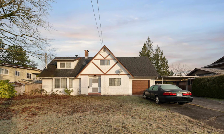 7389 Kraft Crescent