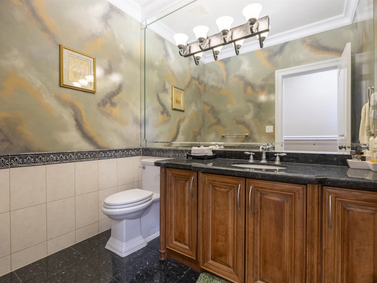 6860 Donald Road, Richmond, BC, V7C 2Y9 - 31