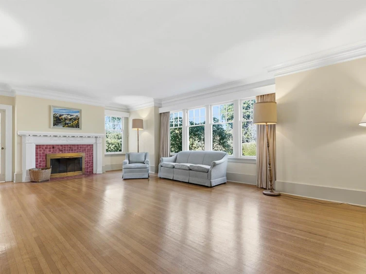 1570 W 36th Avenue, Vancouver, BC, V6M 1J8 - 8