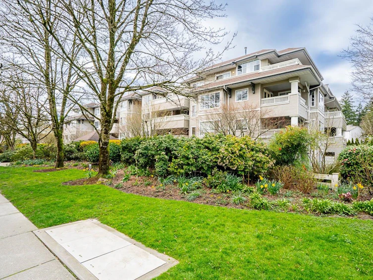 312-6745 Station Hill Court, Burnaby, BC, V3N 4Z4 - 33