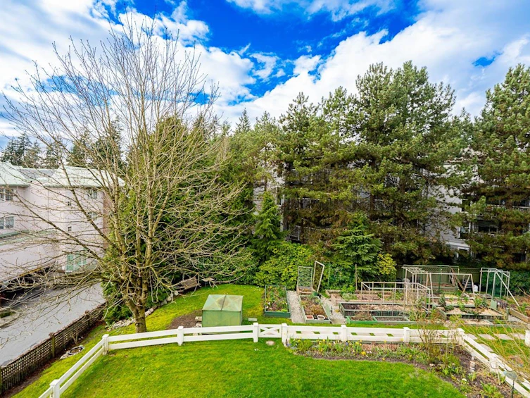 312-6745 Station Hill Court, Burnaby, BC, V3N 4Z4 - 32