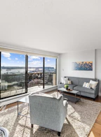 903 701 W Victoria Park