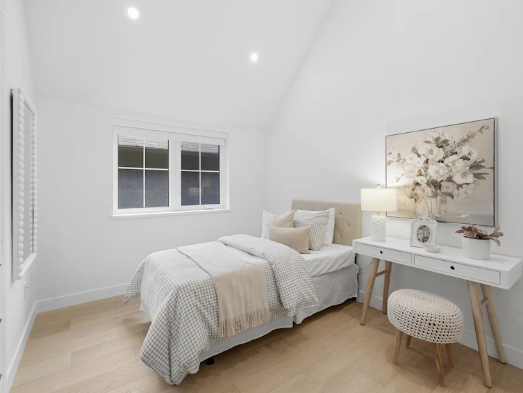 1-810 E 22nd Avenue, Vancouver, BC, V5V 1V7 - 24