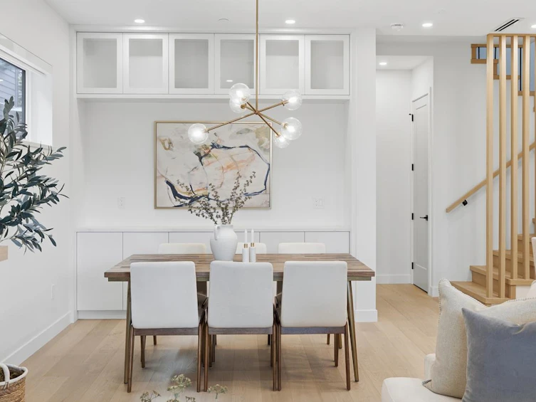 1-810 E 22nd Avenue, Vancouver, BC, V5V 1V7 - 8