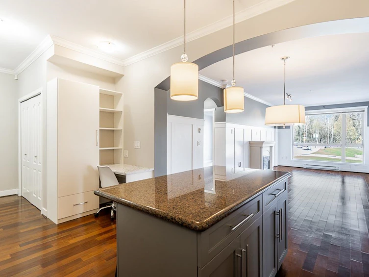 215-2628 Maple Street, Port Coquitlam, BC, V3C 0E2 - 11