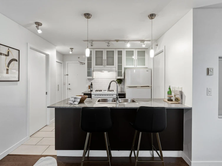 1102-1225 Richards Street, Vancouver, BC, V6B 1E6 - 14