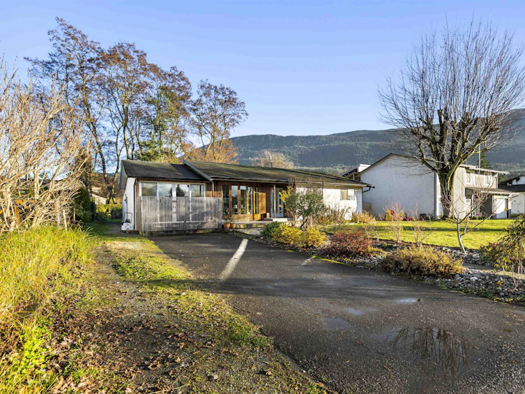 4472 Kehler Street, Chilliwack, BC, V2R 5E3 - 2