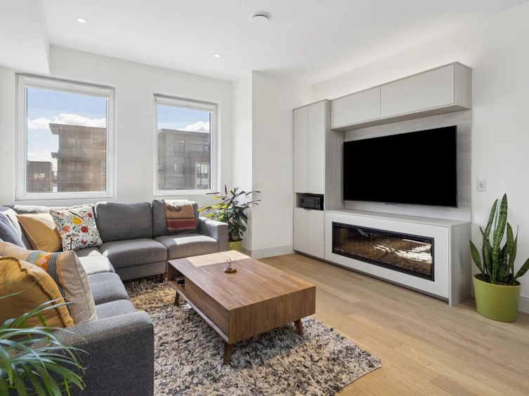 2-632 E 3rd Street, North Vancouver, BC, V7L 0J1 - 4