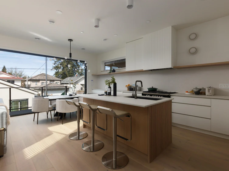 5319 Elgin Street, Vancouver, BC, V5W 3J9 - 4
