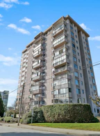 1405 555 13th Street