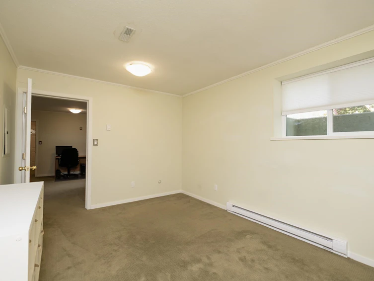 2556 Lower Road, Roberts Creek, BC, V0N 2W4 - 15