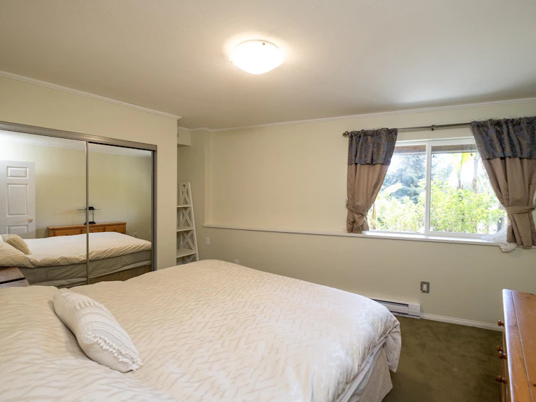 2556 Lower Road, Roberts Creek, BC, V0N 2W4 - 23
