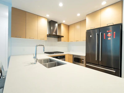 303-3581 Ross Drive - 3