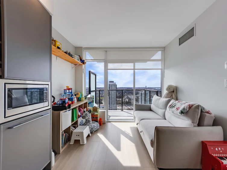 3112-13745 George Junction, Surrey, BC, V3T 0V8 - 11
