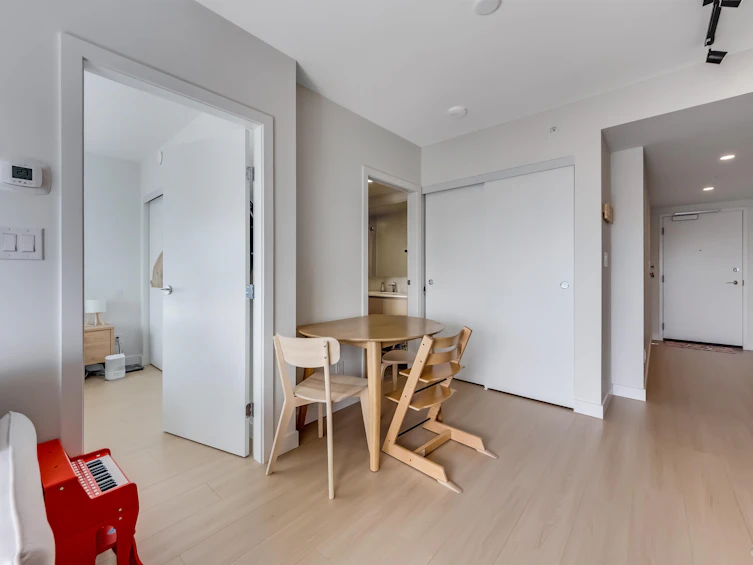 3112-13745 George Junction, Surrey, BC, V3T 0V8 - 8