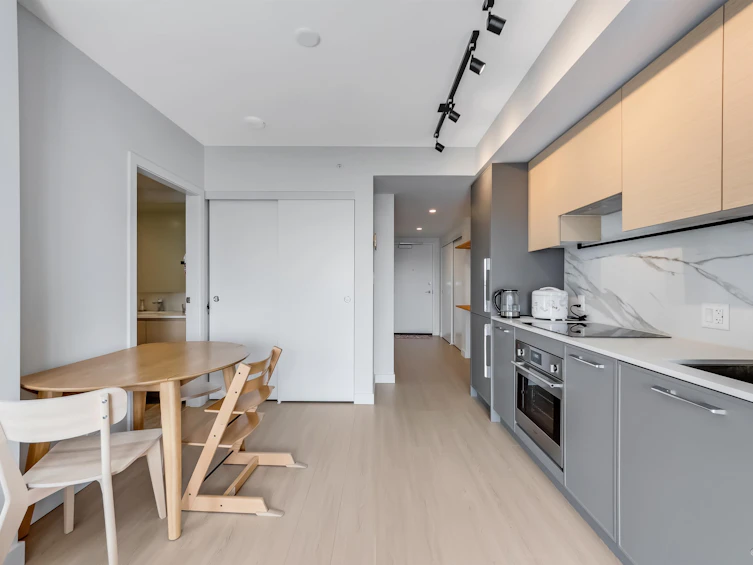 3112-13745 George Junction, Surrey, BC, V3T 0V8 - 9