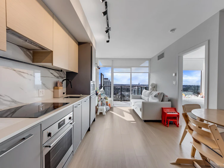 3112-13745 George Junction, Surrey, BC, V3T 0V8 - 5